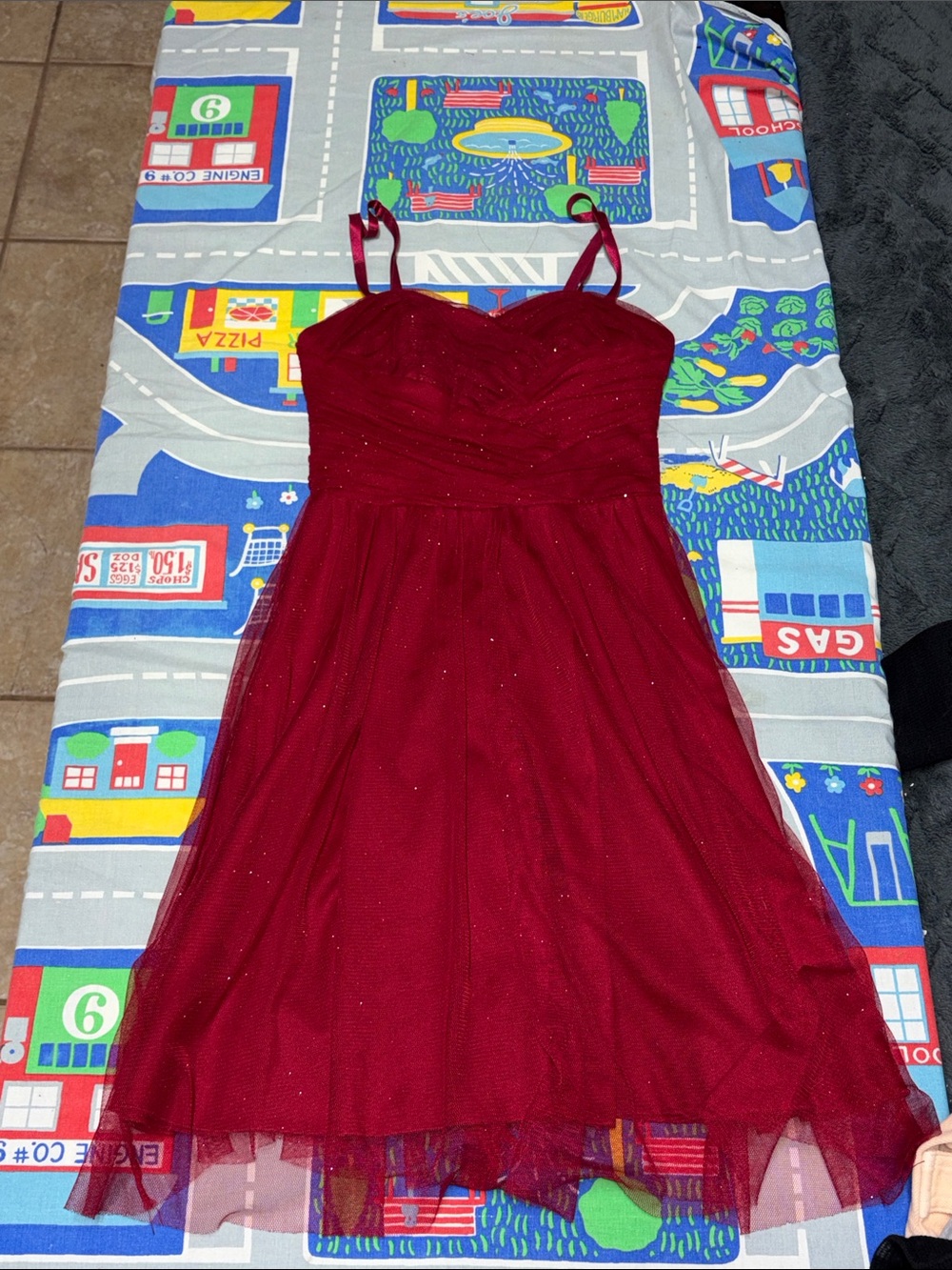 Suzy Shier red sparkly sleeveless lace dress